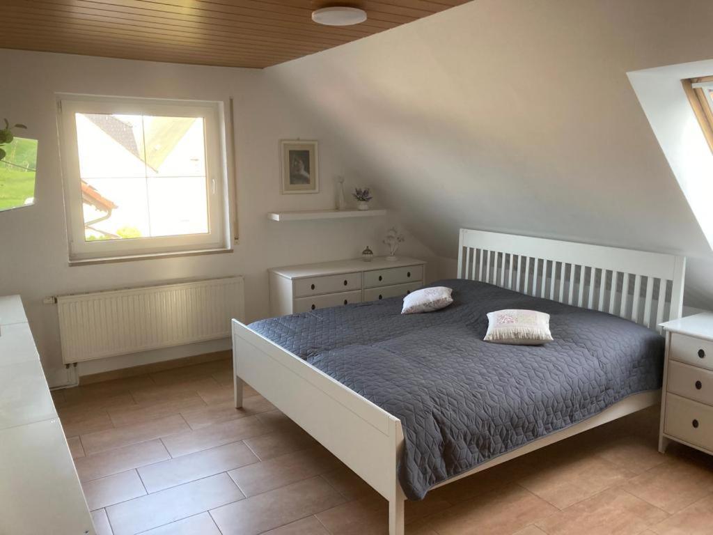 Apartment Gaestezimmer Zum Waldsachsener Grund