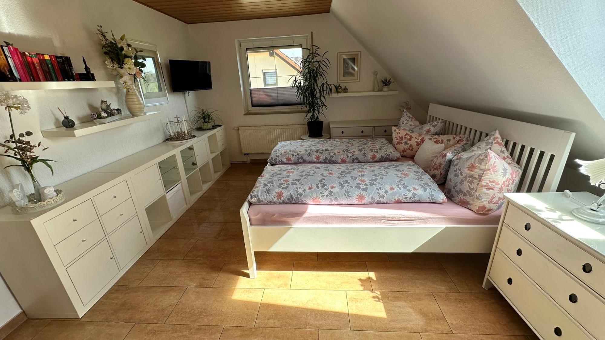 Apartment Gaestezimmer Zum Waldsachsener Grund